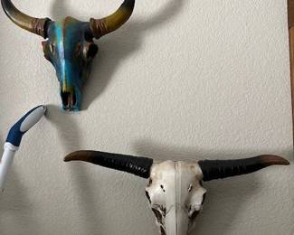 Faux animal skulls