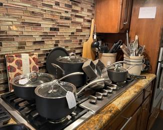 Very nice Calphalon pans