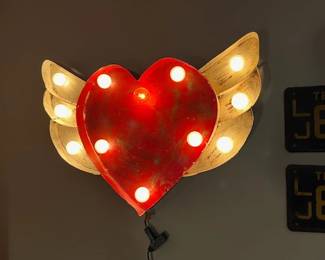 Metal heart with wings light