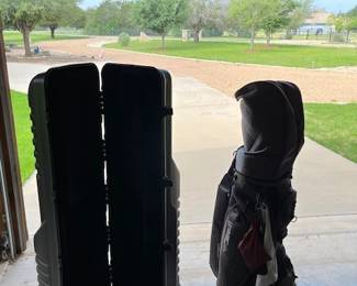 Golf club travel case