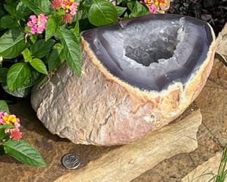 Large Agate Geode (11lbs)