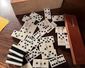 Tequila Sauza Dominoes