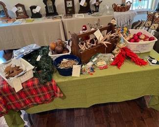 Great collection of Christmas decorations, metal stars, metal animal ornaments, red and gold glass balls, bronze and brown balls, chili lights, garlands, antler decorations/picks
