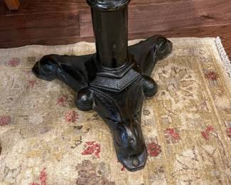 A close look at the metal base