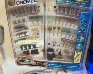 Lots of Dremel accessories