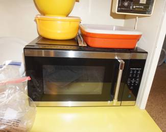 microwave, Tupperware