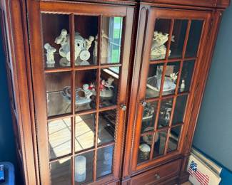 Beautiful cabinet with lower storage 