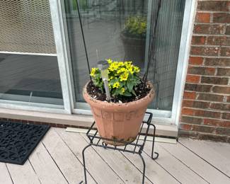 . . . plant stand and planter