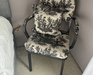 . . . accent retro chair