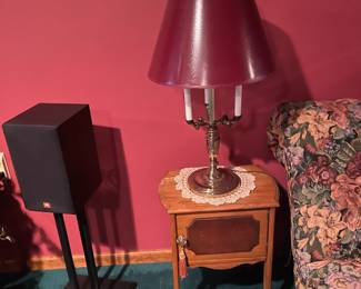 . . . accent lamp on humidor