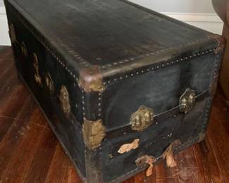 End View Previous Picture: Antique Metal Steamer Trunk complete with Drawers, etc,.  Very Clean Interior 