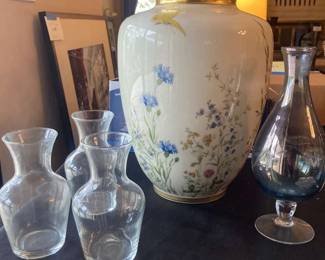 LC120Assorted Vases