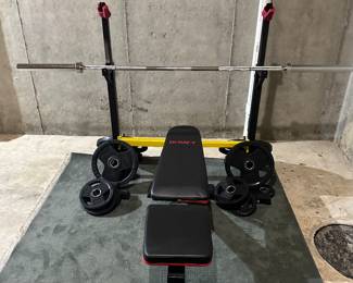 Nice weight bench 