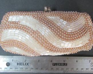 Vintage beaded clutch purse.