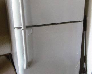 Ice box (working) located in garage