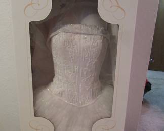 David's Bridal wedding dress, size 2. Never opened.