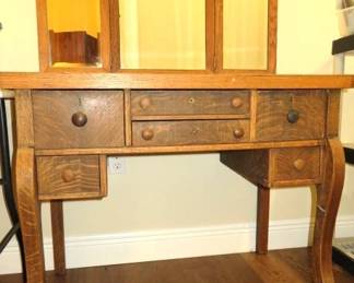 Antique Oak Tri Mirror Vanity Makeup Table