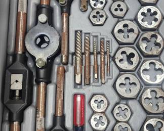 Tap and Die set