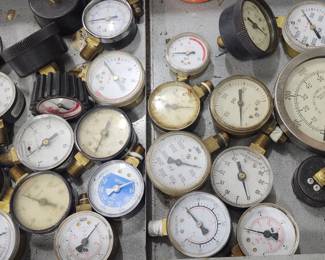 A lot of various gauges