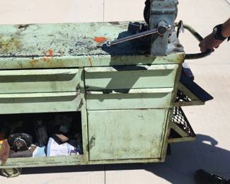 Industrial tool chest