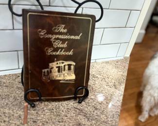 Congressional Club Cookbook 14th Edition Book 2005 Washington DC Recipes Cooking