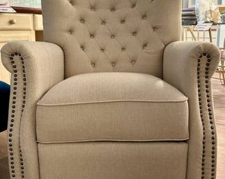 Recliner chair - Bid #6