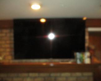 Flat-screen television 