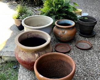 Gardening pottery