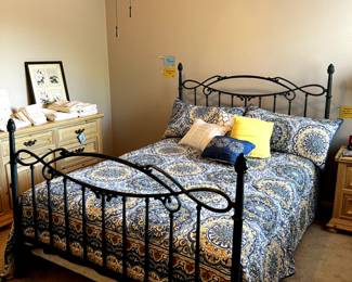 iron bed headboard and footboard