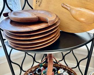 Wood serving pieces