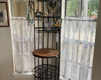 Wine & Cheeseboard Metal Rack