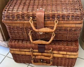 Wicker picnic hampers