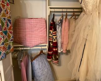 Bedspreads and blankets