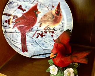 The Danbury Mint “Scarlet in Winter” Plate