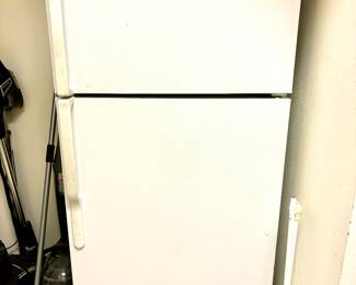 GE fridge