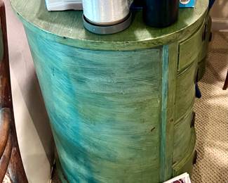 Kidney shaped dresser drawers in green 