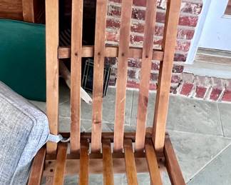 Wooden foldable chair