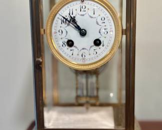 Mantle clock