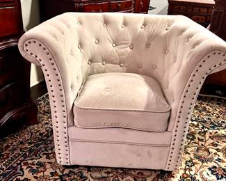 Pair of cream chairs