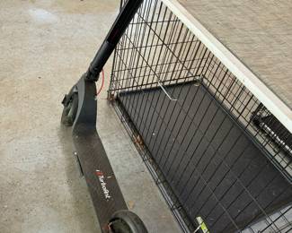 Dog crate