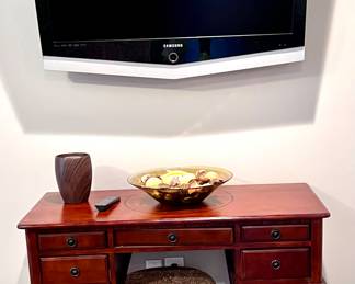 Small desk with stool & accessories