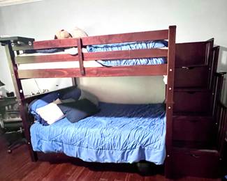 Bunk bed with 2 full beds & trundle in drawer below bottom bunk bed