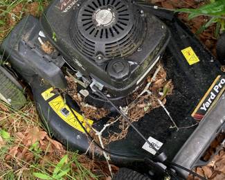 Honda yard pro Lawnmower