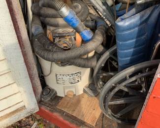 Shop-vac, wheel chair