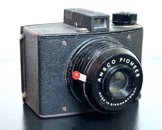 Vintage Ansco Pioneer film camera 