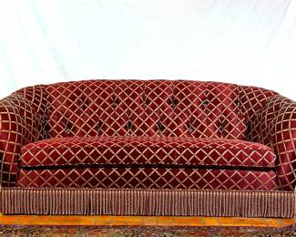 Nice costume upholstered sofa 