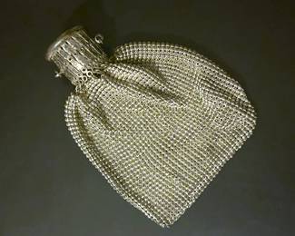 Silver mesh expandable purse