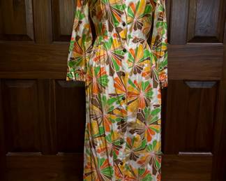 Early 1970s dressing gown 