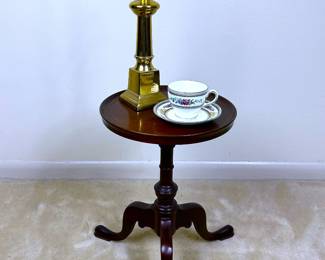 Vintage candle table stand by Virginia Craftsman 