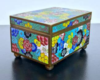 Chinese cloisonne box